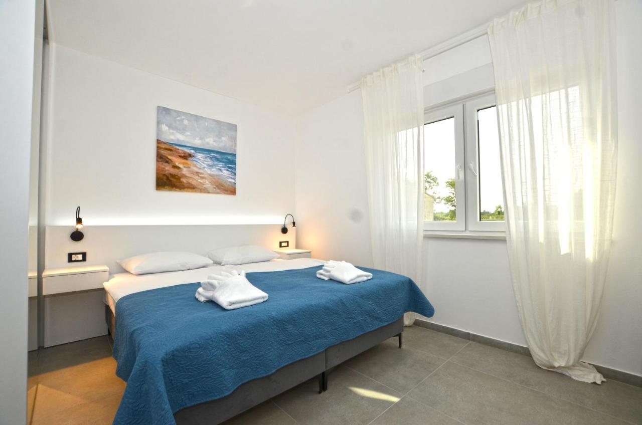 5h Villa *