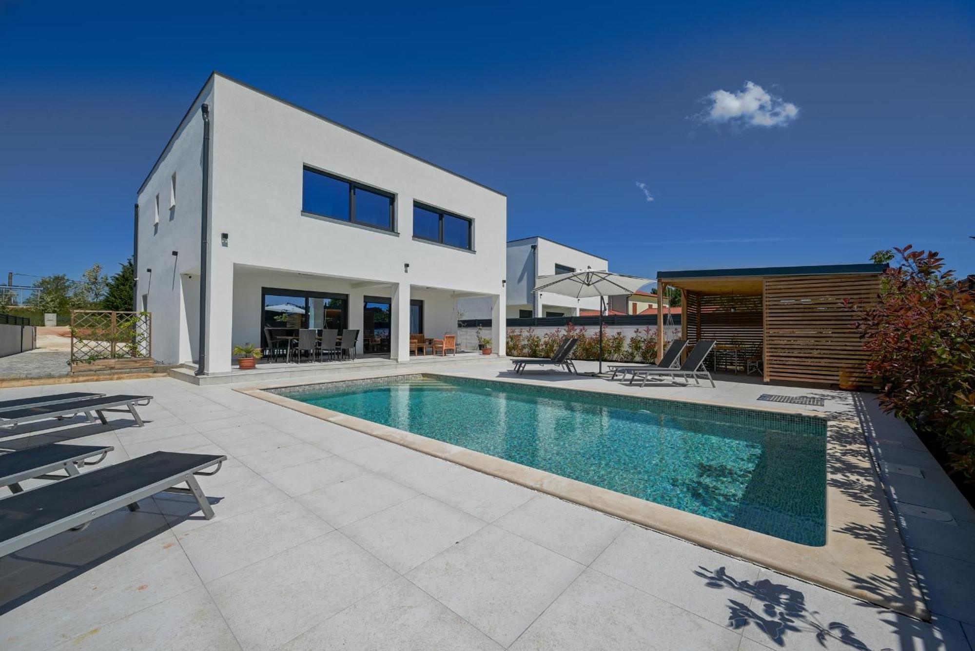 5h Villa